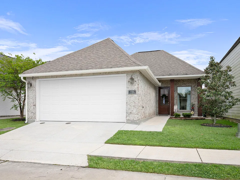 6526 Oak Garden Dr