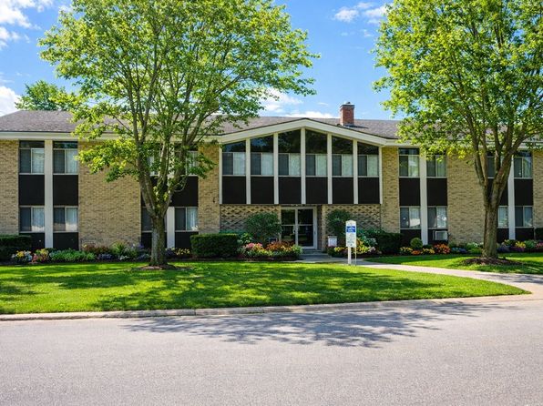 3825 Robert Pl APT 9