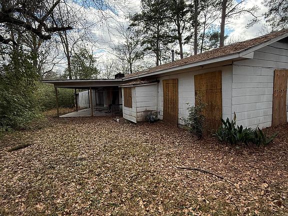 5th image of 321 W Leavell Woods Dr