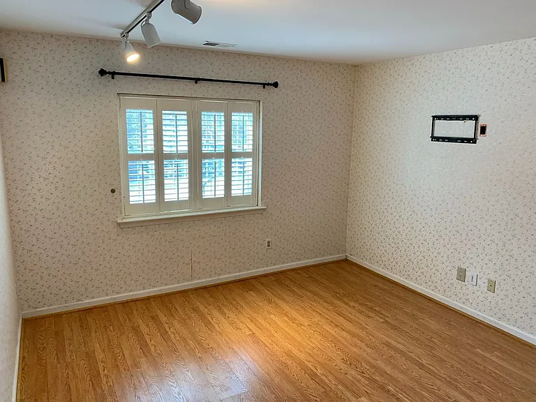 2751 Pennsylvania Ave #B107 — Photo 31