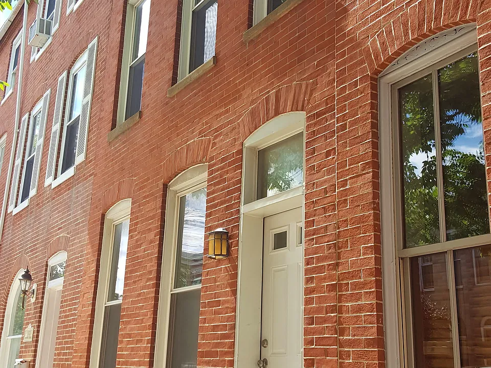 1506 Riverside Ave