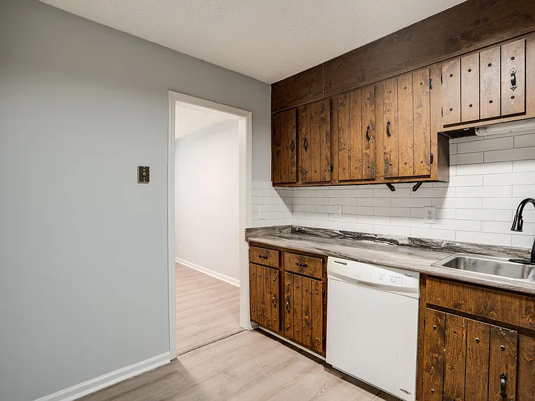 741 Longhunter Ct — Photo 10