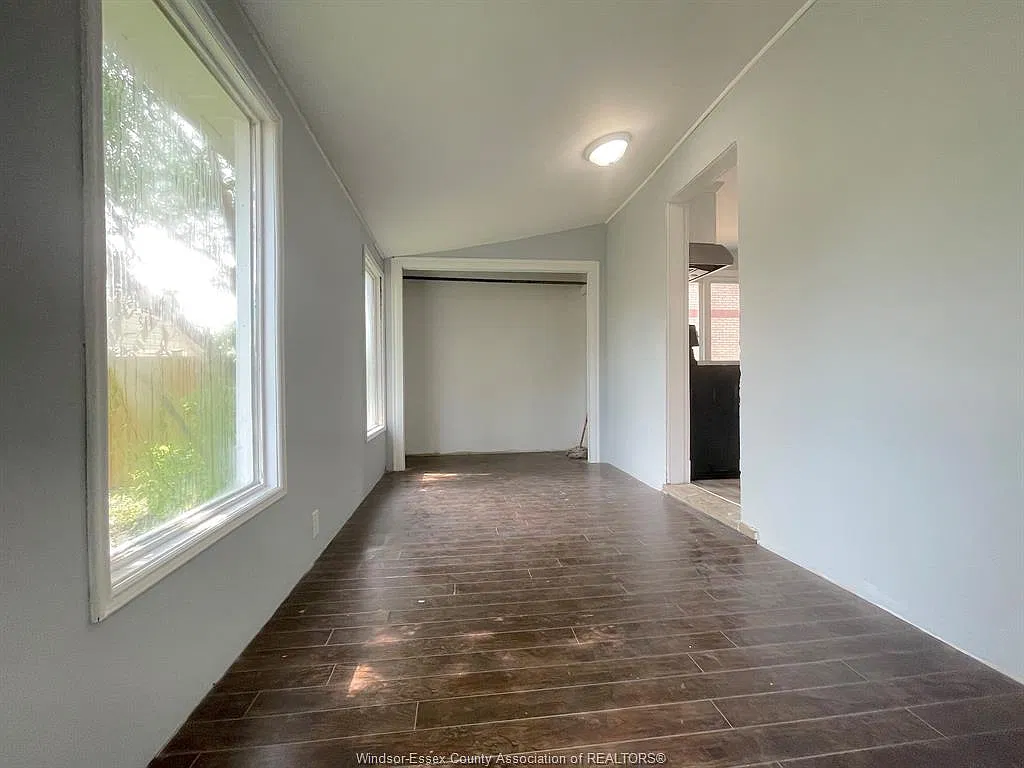 1 bed, $1,699 — Photo 3