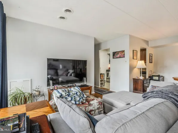 2616 Fort Farnsworth Rd #248, Alexandria, VA 22303