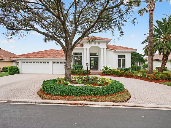3rd image of 10265 NW 63rd Drive