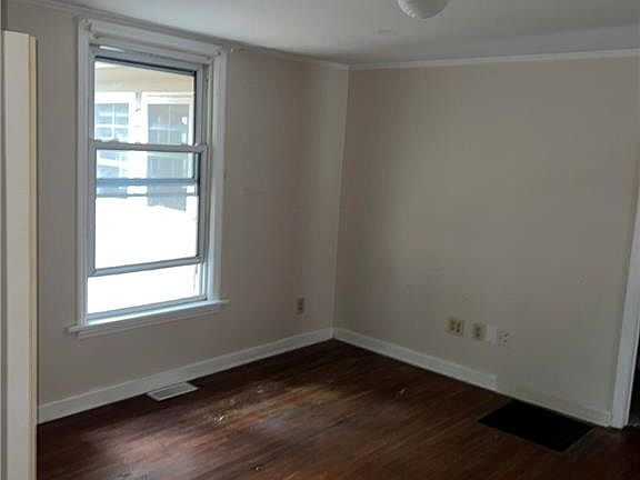 5th image of 2416 Minorwood Rd