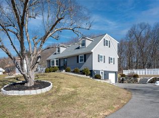 111 Vicki Lane, Hopewell Junction, NY 12533