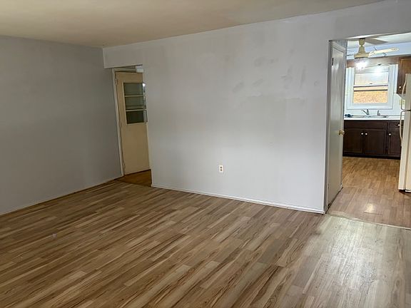 Entrance into living room