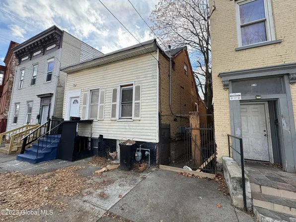 572 Clinton Avenue, Albany, NY 12206