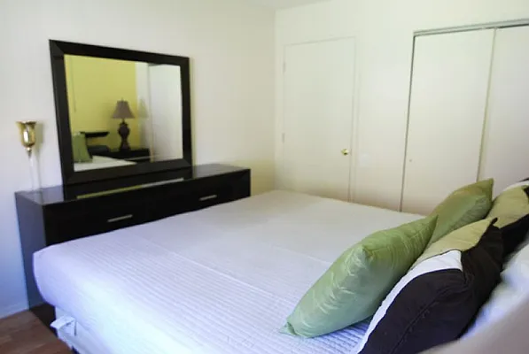 Rented by Keller Williams NYC | media 19