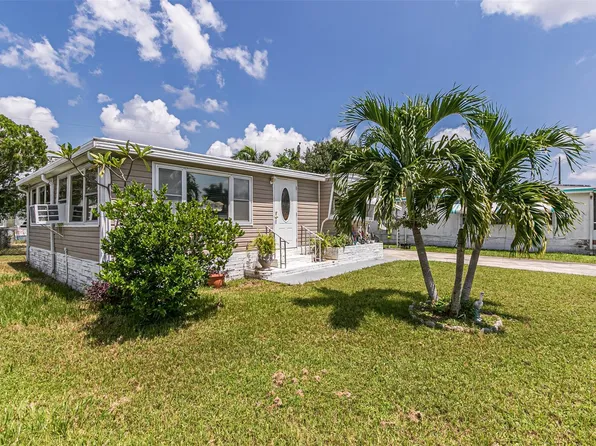 8531 SW 18th Place, Davie, FL 33324