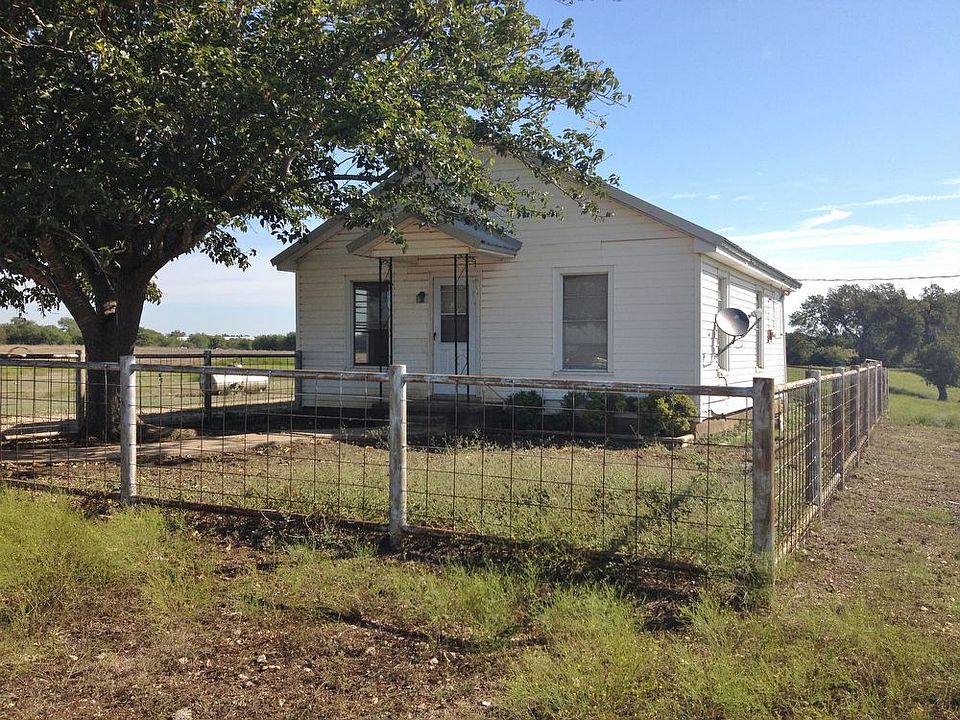 1st image of 832 Quebe Ln