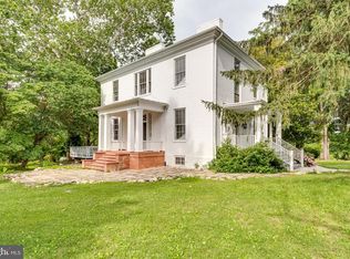 1644 Old Cave Rd, Charles Town, WV 25414