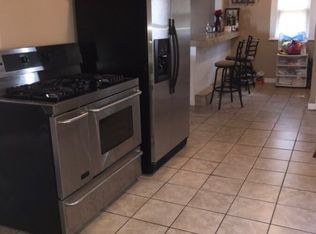 64 Littleton St, Springfield, MA 01104