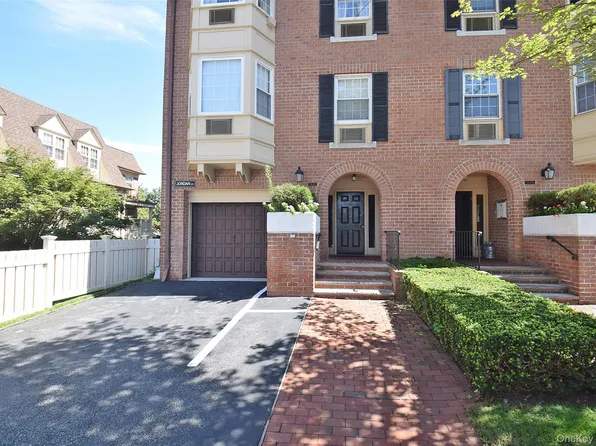 15-01 Jordan Court #104M, Bayside, NY 11360