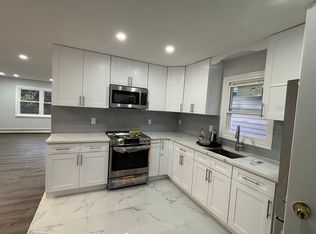 627 Avenue E FLOOR 2, Bayonne, NJ 07002