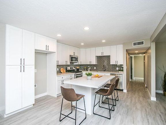 5th image of 7426 E Latham St