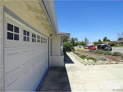 5th image of 748 E Avenida De Las Flores