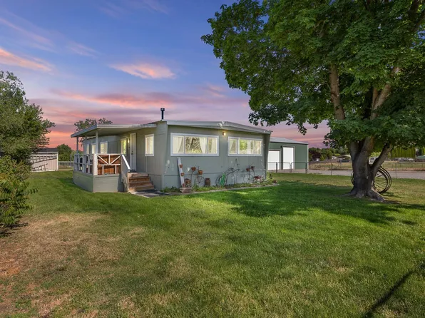 2705 S Cedar St, Kennewick, WA 99337