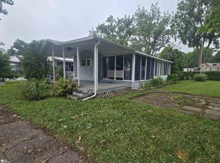 10001 E Goodall Rd #229, Durand, MI 48429