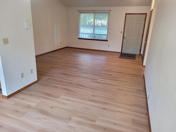 3rd image of 9408 198th Ave E #2