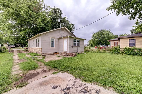1733 E Marshall St Photo 1