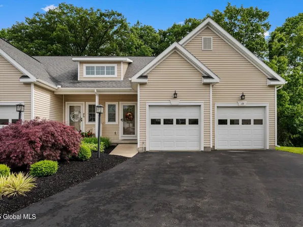 19 Jordan Point Drive, Troy, NY 12180