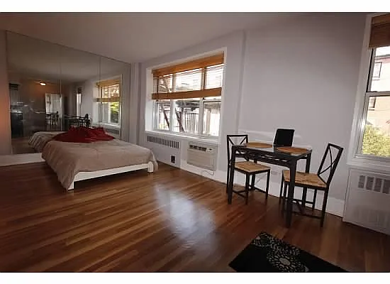 Sold by Real Direct | media 5