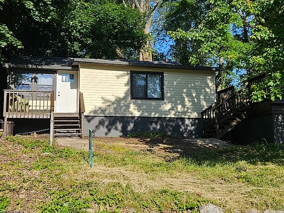 2nd image of 43 E Shore Trl