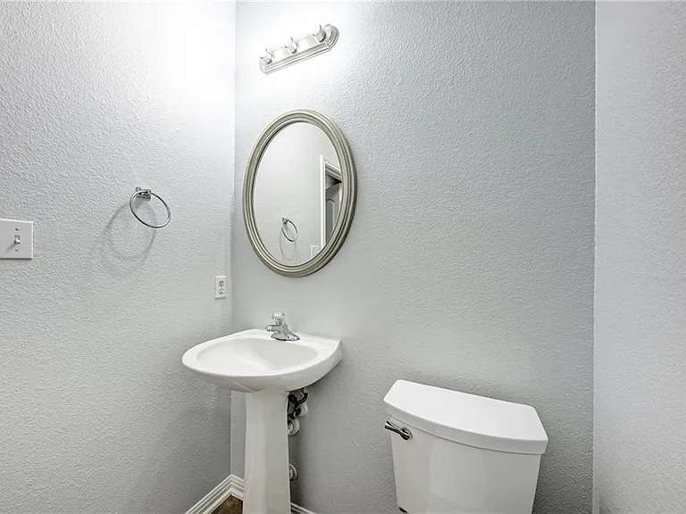 604 Spanish Oak Ter — Photo 19
