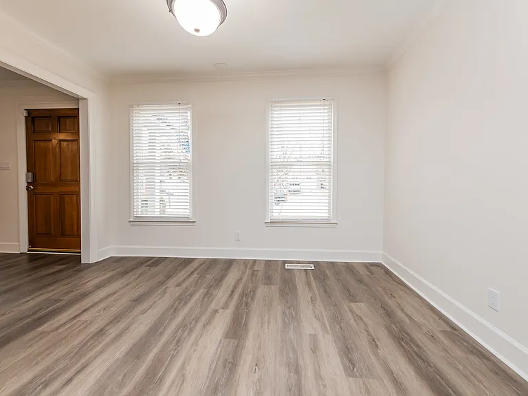 225 Autumn Trace Ct — Photo 4