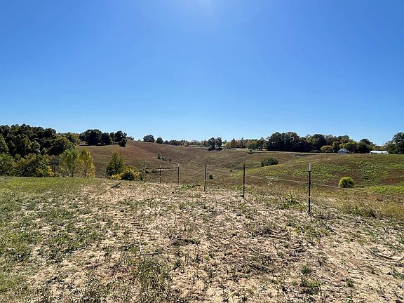 4th image of 15 Dripping Springs Dr
