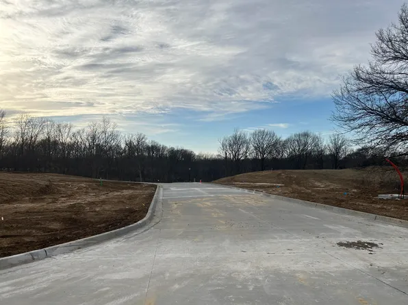 Boone Point, Boonville, MO 65233