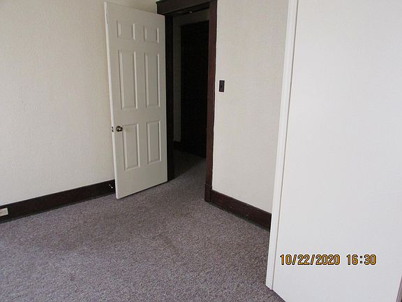 4th image of 218 S 6th St #1