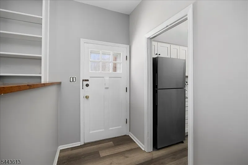 2 bed, 1.0 bath, 1014 sqft, $2,500 — Photo 3