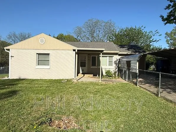 2347 SE Pennsylvania Ave, Topeka, KS 66605