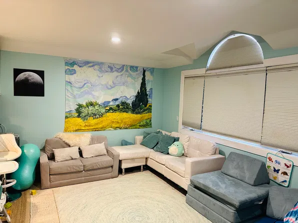 (undisclosed Address), Jamaica, NY 11434