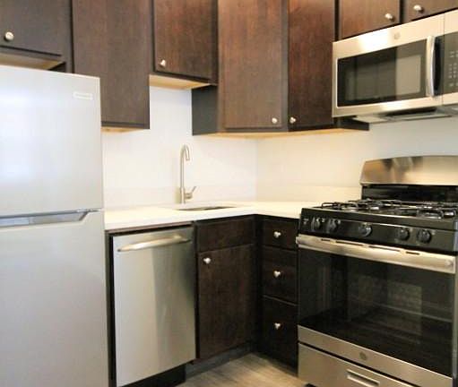 3rd image of 2936 W Palmer St #2936103