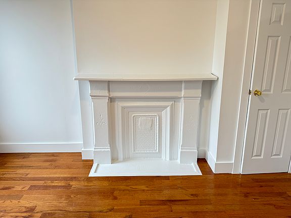 3rd image of 695 10th Ave APT 4FS