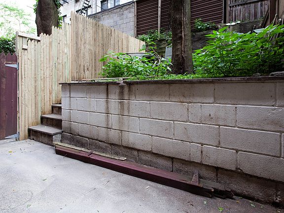 5th image of 530 E 89th St APT 1M