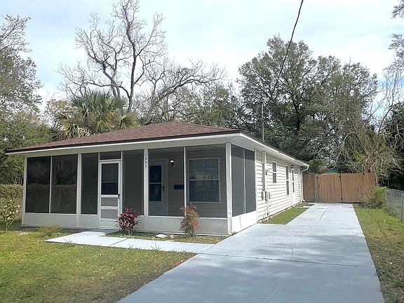 2nd image of 1333 VAN BUREN Street
