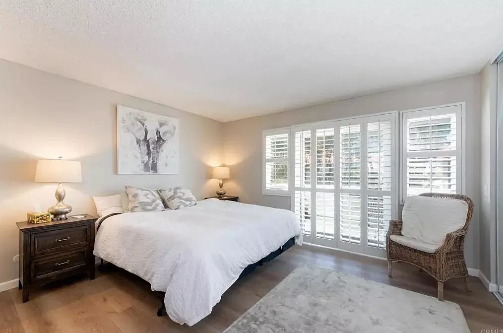 2 bed, 1164 sqft, $3,500 — Photo 2