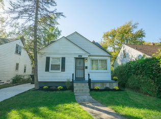 8483 Pierson St, Detroit, MI 48228