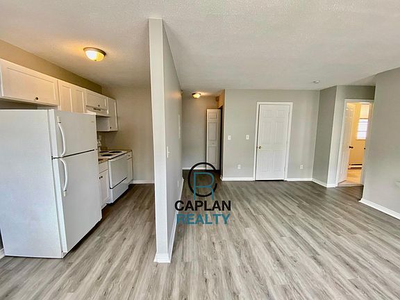 3rd image of 1409 Chapel St #30