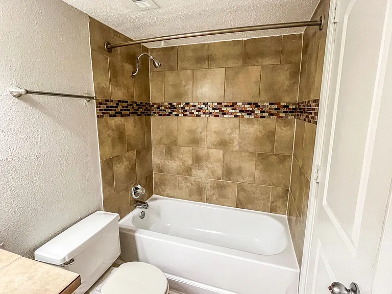 Landings At Northpoint — Photo 18