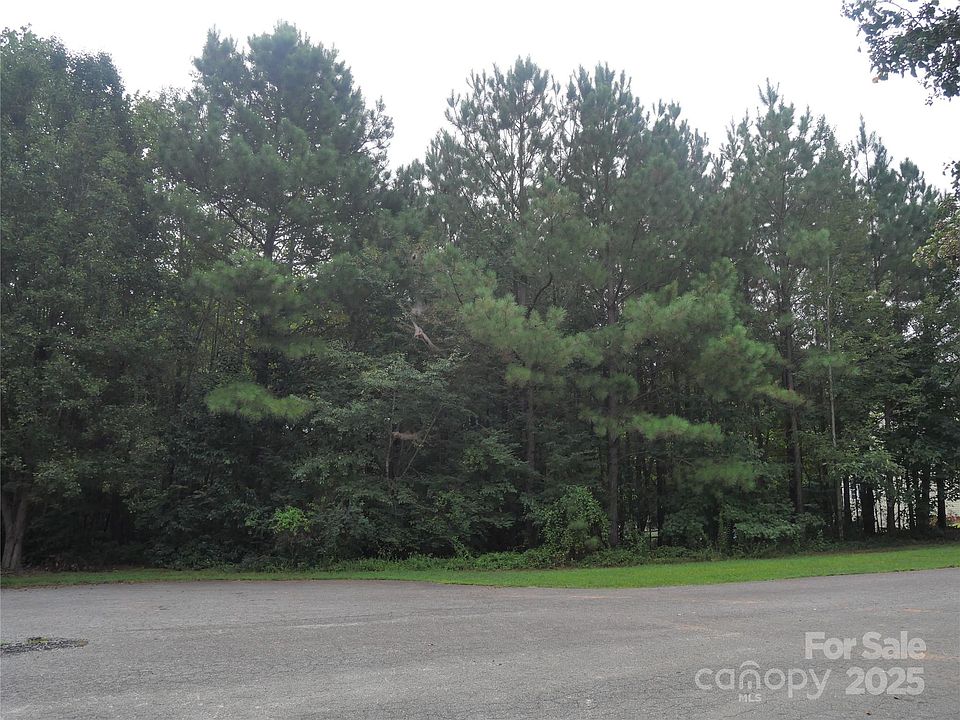 2nd image of 1832 Jaya Dr