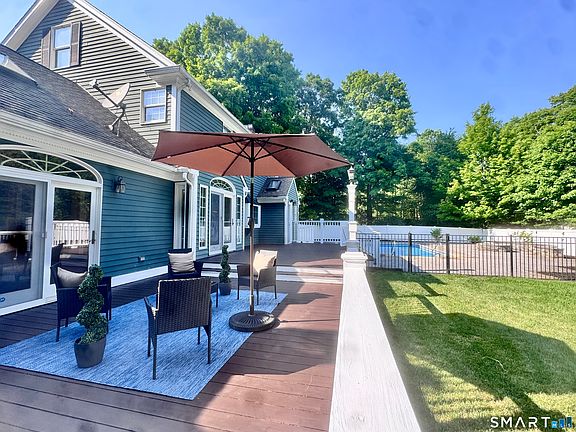 3rd image of 905 Baldwin Road