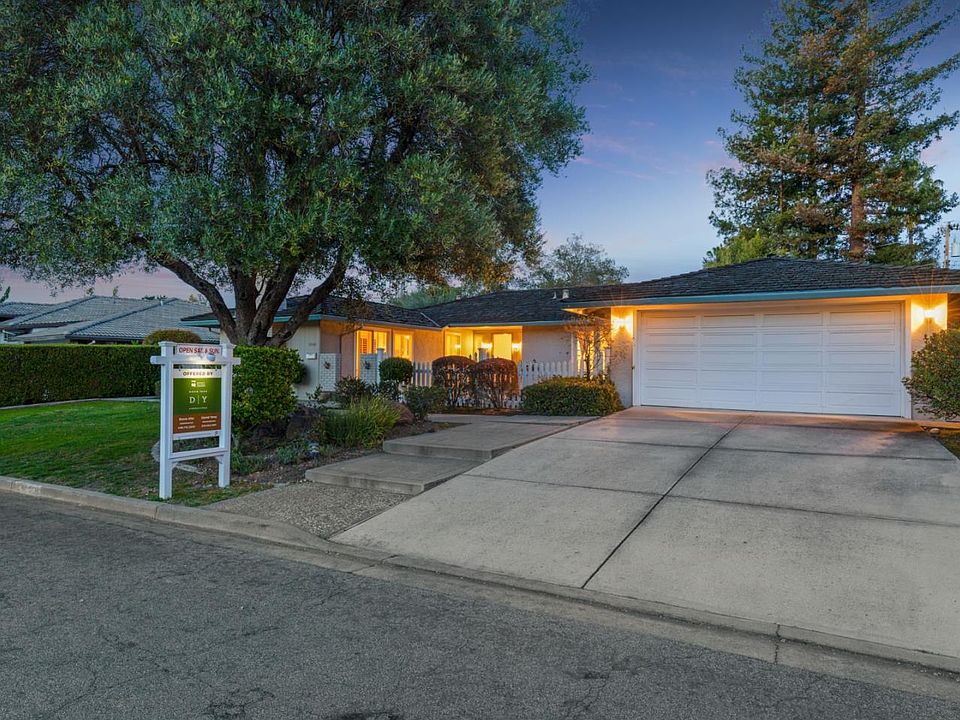 1st image of 13040 La Vista Dr