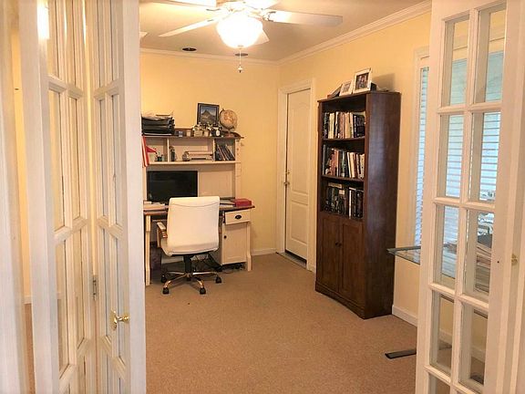 4th image of 4064 Fairlands Dr