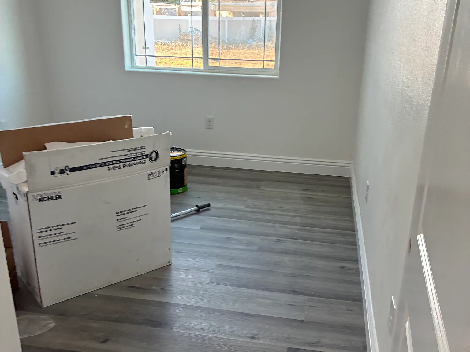 3 bed, 1200 sqft, $2,500 — Photo 3